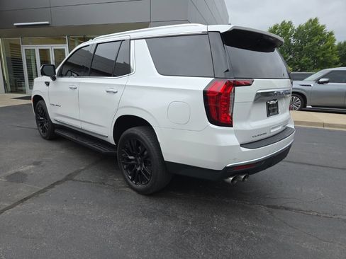 Used 2021 GMC Yukon Denali AWD/4WD image 3