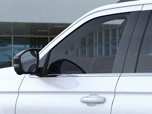 New 2025 Ford Expedition Active image 20