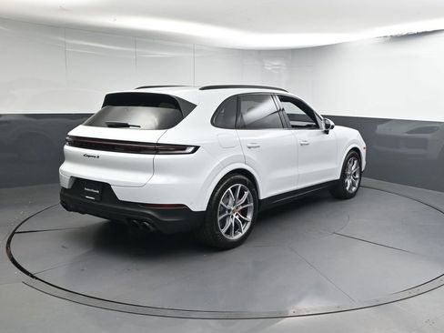 New 2025 Porsche Cayenne S AWD/4WD image 24