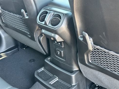 New 2026 Jeep Wrangler Unlimited Rubicon image 18