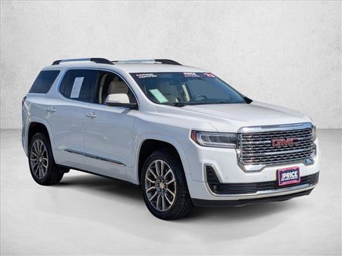 Used 2023 GMC Acadia Denali image 3