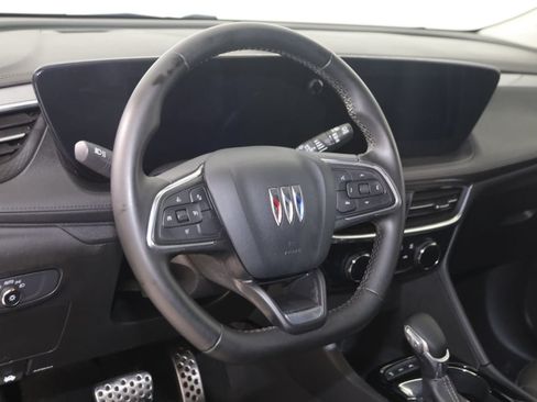 Used 2025 Buick Encore GX Sport Touring AWD/4WD image 6