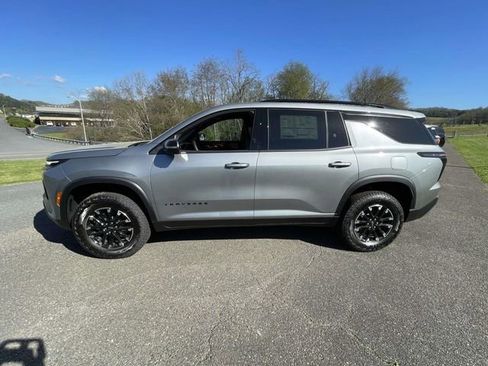 New 2026 Chevrolet Traverse Z71 w/ Driver Confidence Package image 4