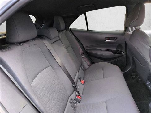Used 2025 Toyota Corolla SE w/ SE Package FWD image 19