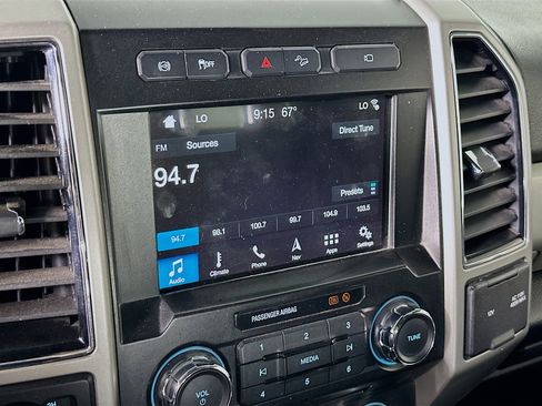 Used 2018 Ford F250 Lariat w/ Chrome Package image 19