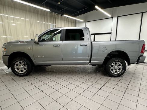 Used 2024 RAM 2500 Laramie image 13