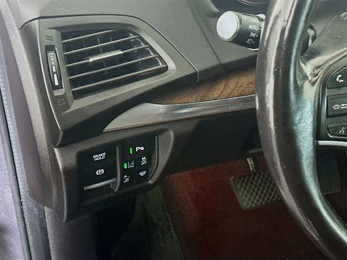 Used 2019 Acura MDX FWD w/ Advance Package image 17