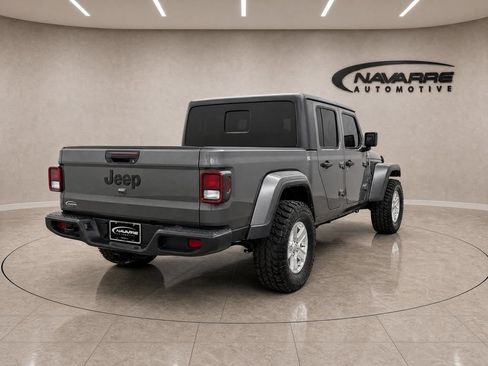 Used 2023 Jeep Gladiator Sport w/ Trailer Tow Package AWD/4WD image 7