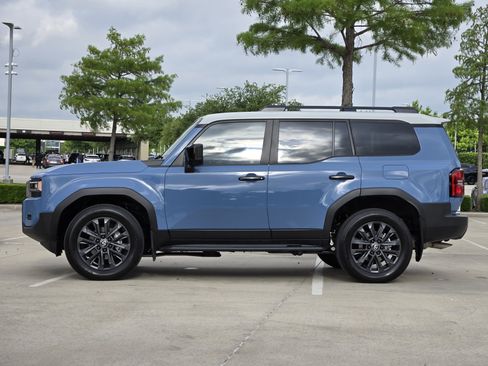 Used 2025 Toyota Land Cruiser w/ Premium Package image 2