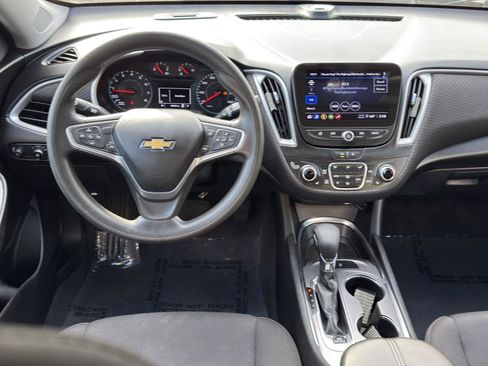 Used 2023 Chevrolet Malibu LT FWD image 31