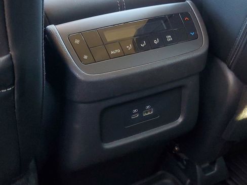 Used 2023 Nissan Pathfinder SL image 31