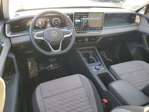 Certified 2025 Volkswagen Tiguan S image 12