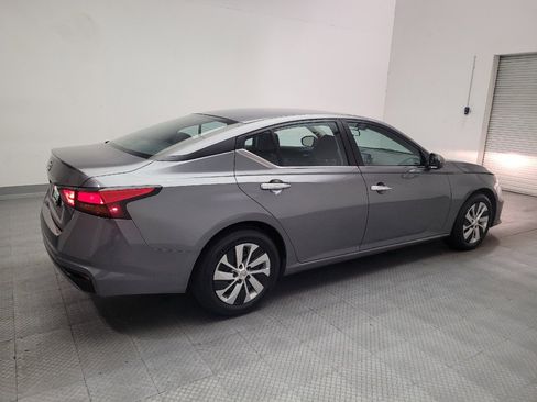 Used 2022 Nissan Altima 2.5 S FWD image 10