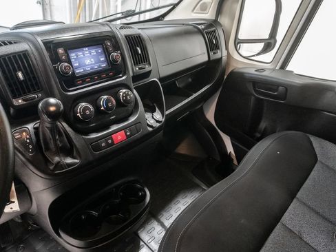 Used 2021 RAM ProMaster 3500 w/ Convenience Group FWD image 5