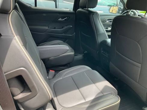Used 2023 Chevrolet Traverse Premier w/ Redline Edition FWD image 6