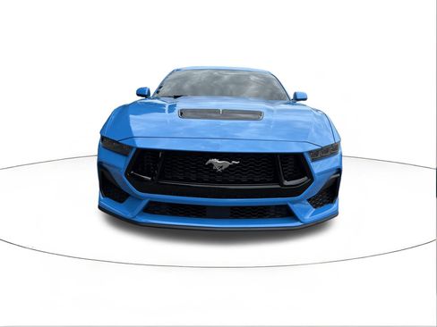 Used 2025 Ford Mustang GT Premium RWD image 8