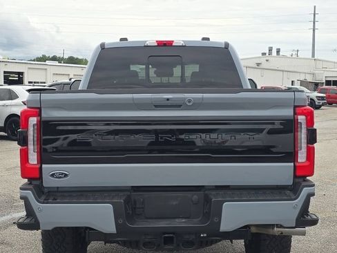 Used 2026 Ford F250 Platinum w/ Tremor Off-Road Package AWD/4WD image 4
