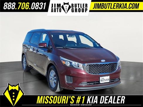 Used 2017 Kia Sedona LX w/ LX Essentials Premium Package image 35