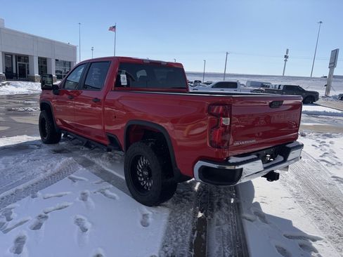 Used 2022 Chevrolet Silverado 2500 W/T w/ WT Convenience Package image 6