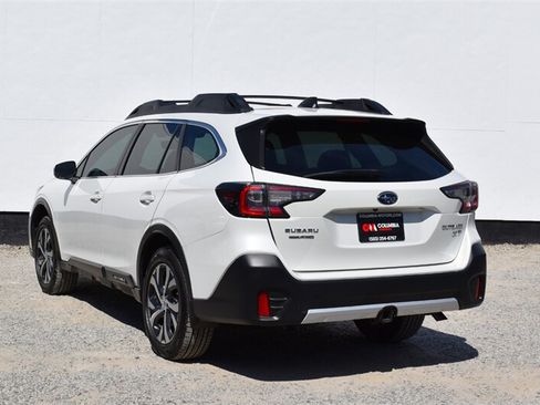 Used 2022 Subaru Outback Limited XT w/ Popular Package #2 AWD/4WD image 2