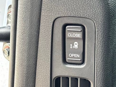 Used 2024 Honda Odyssey Elite image 24