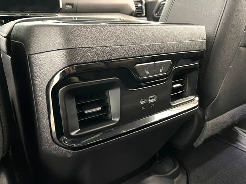 Certified 2022 GMC Sierra 1500 AT4 w/ AT4 Premium Package AWD/4WD image 14