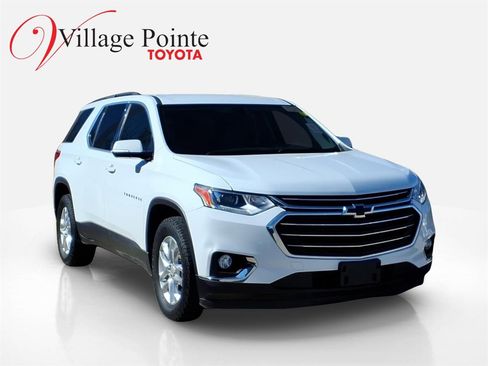 Used 2019 Chevrolet Traverse LT w/ LPO, Floor Liner Package image 3