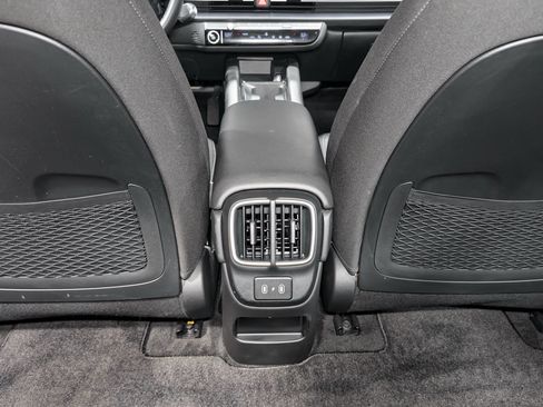 Used 2024 Hyundai Ioniq 6 SE AWD/4WD image 20