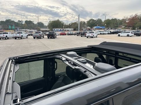 Certified 2021 Jeep Wrangler Unlimited Sport image 28