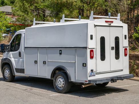 Used 2018 RAM ProMaster 3500 w/ Premium Appearance Group FWD image 9