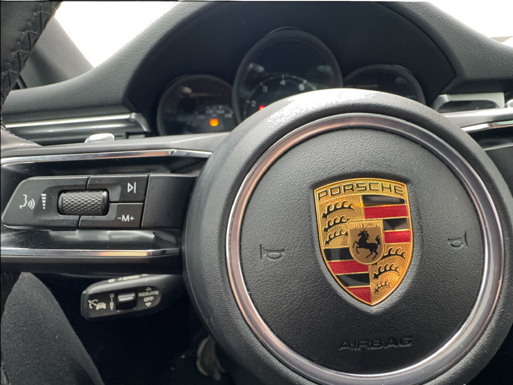 Used 2023 Porsche Macan Turbo AWD/4WD image 44