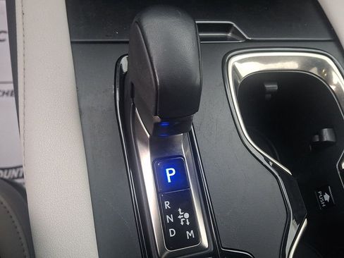 Used 2024 Lexus RX 350 Premium w/ Accessory Package (Z1) image 16