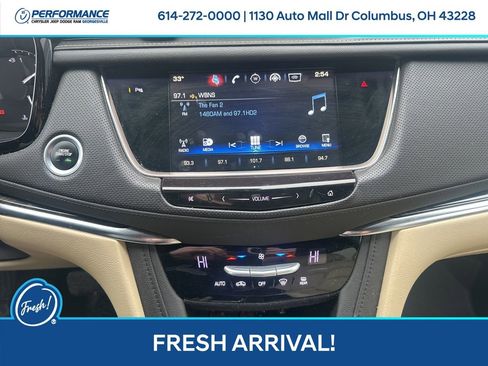 Used 2017 Cadillac XT5 FWD w/ LPO, Wheel Lock Package image 18