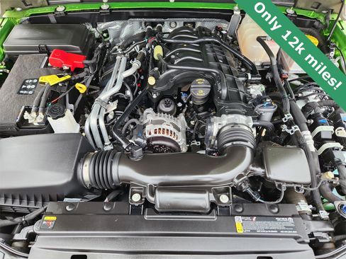 Used 2025 Jeep Gladiator Sport image 30