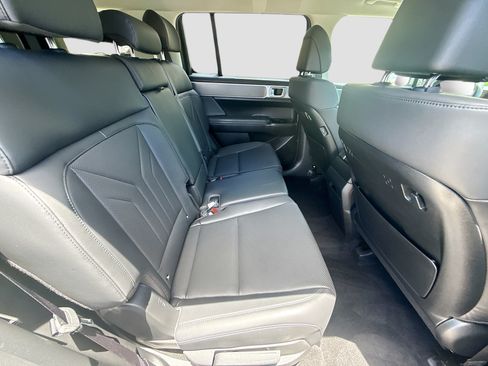 Certified 2026 Hyundai Santa Fe SEL w/ Tow & Go Package FWD image 25