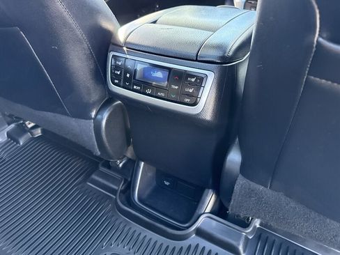 Used 2018 Toyota Highlander Limited Platinum image 34