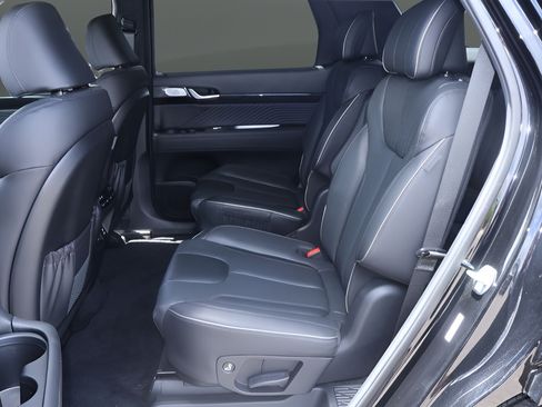 Used 2024 Hyundai Palisade Calligraphy FWD image 12