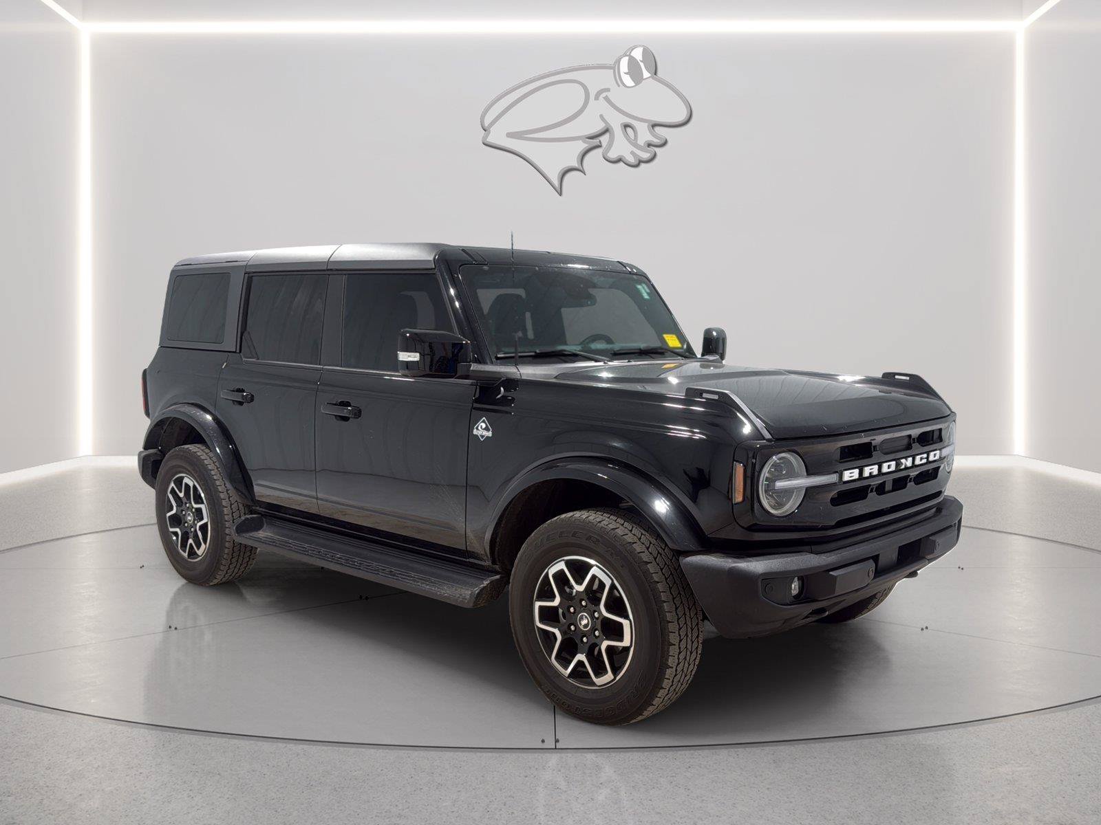 Used 2025 Ford Bronco Outer Banks AWD/4WD image 7