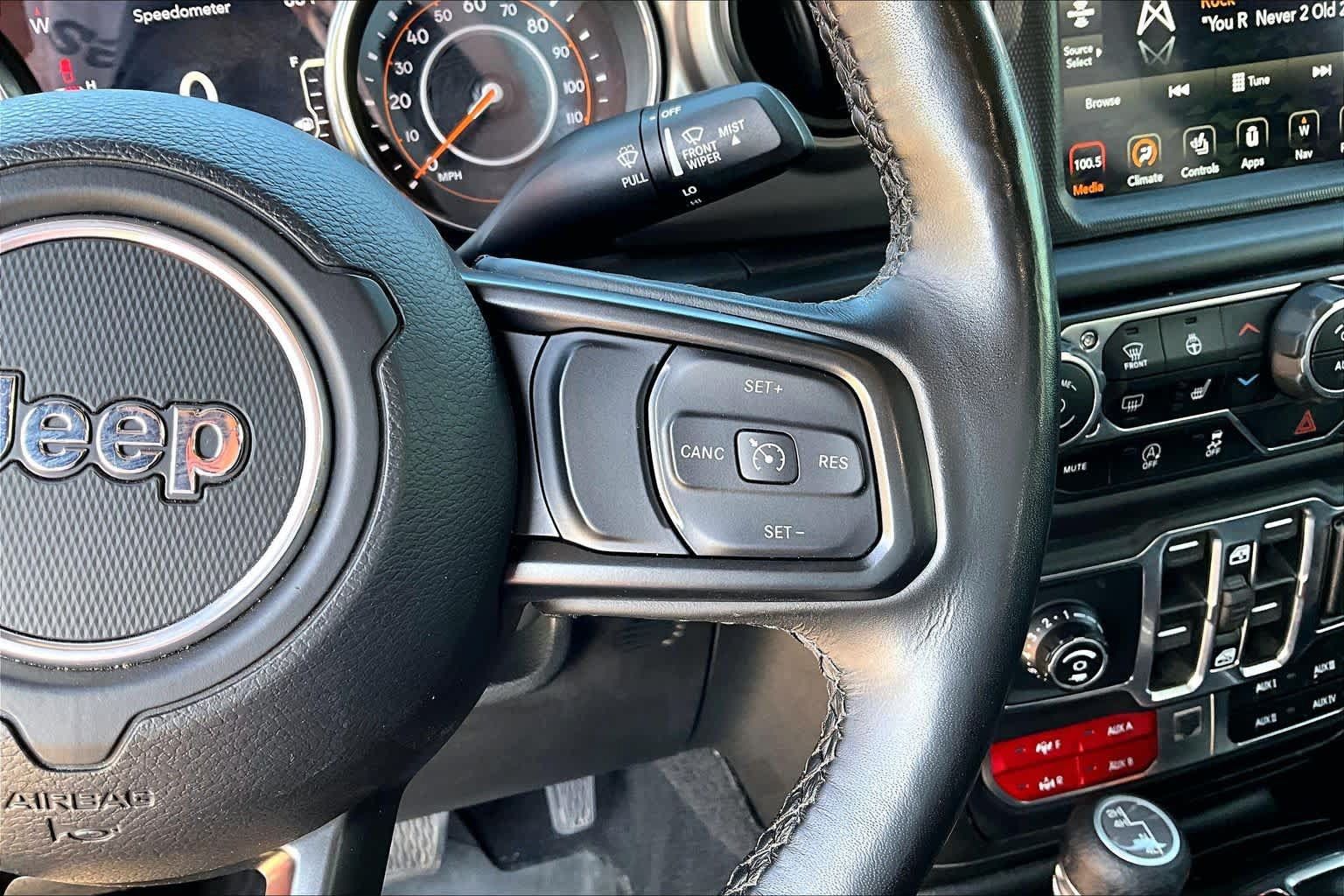 Used 2021 Jeep Gladiator Sport AWD/4WD image 18