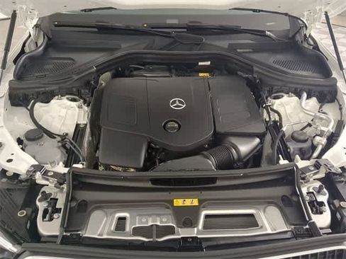 Used 2026 Mercedes-Benz GLC 300 4MATIC image 13