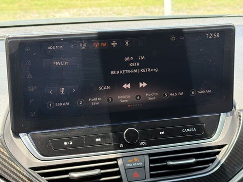 Used 2023 Nissan Altima 2.5 SR w/ SR Premium Package FWD image 23