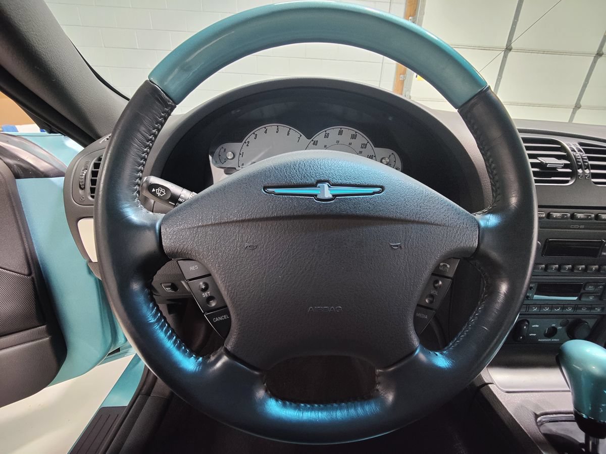 Used 2002 Ford Thunderbird RWD image 27