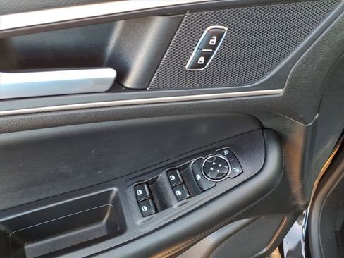 Used 2023 Ford Edge SEL w/ Convenience Package image 11