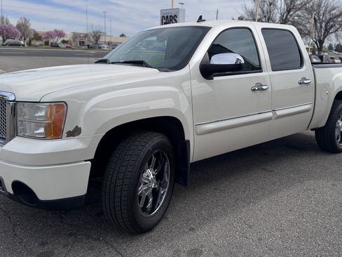 Used 2013 GMC Sierra 1500 Denali image 4