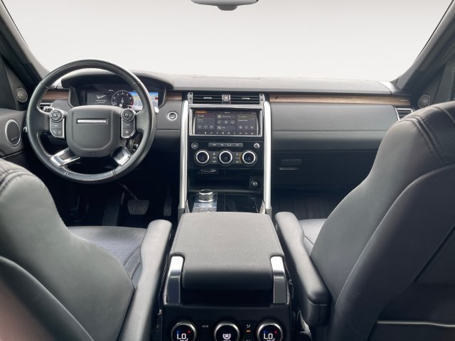 Used 2018 Land Rover Discovery HSE AWD/4WD image 10