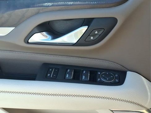 Used 2023 GMC Yukon Denali AWD/4WD image 15