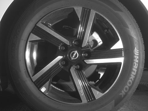 Used 2025 Nissan Sentra SV image 14