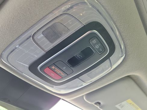 Used 2023 Hyundai Elantra Limited FWD image 29