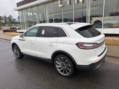 Used 2022 Lincoln Nautilus Reserve w/ Equipment Group 202A image 8