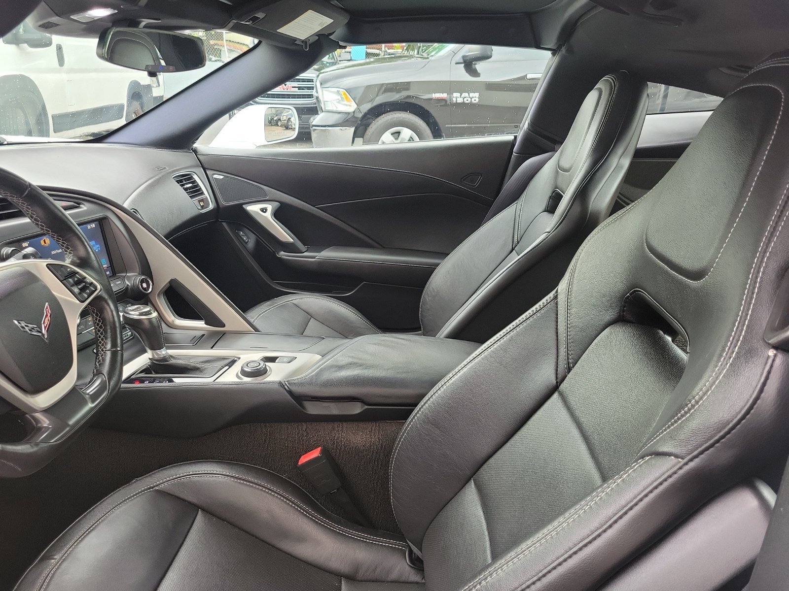 Used 2016 Chevrolet Corvette Stingray Coupe RWD image 12